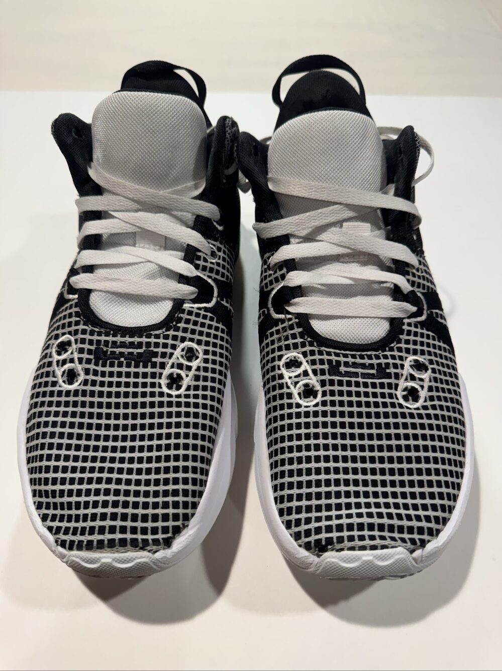 Nike LeBron Witness 7 Men’s Size 10.5 White Black Silver DM1123-100 No Insoles